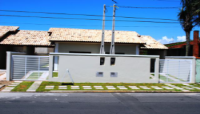 CASA NOVA EM AV COMERCIAL EM ITANHAÉM.